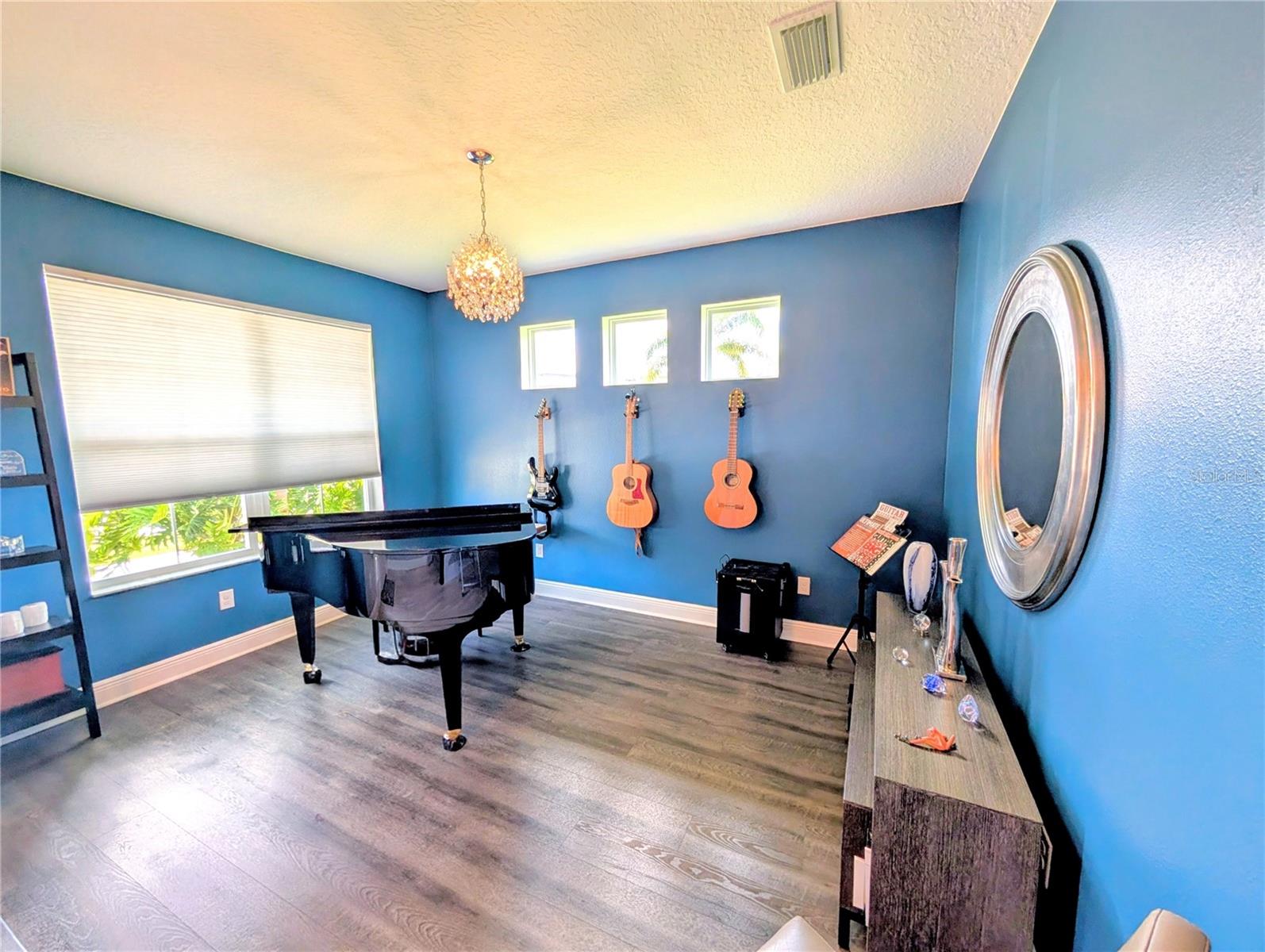 4844 Antrim, Sarasota, FL 34240