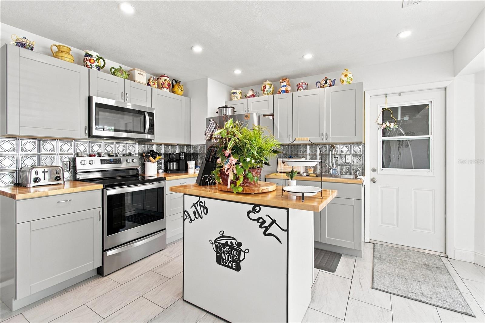 6084 Port Rush, Spring Hill, FL 34606