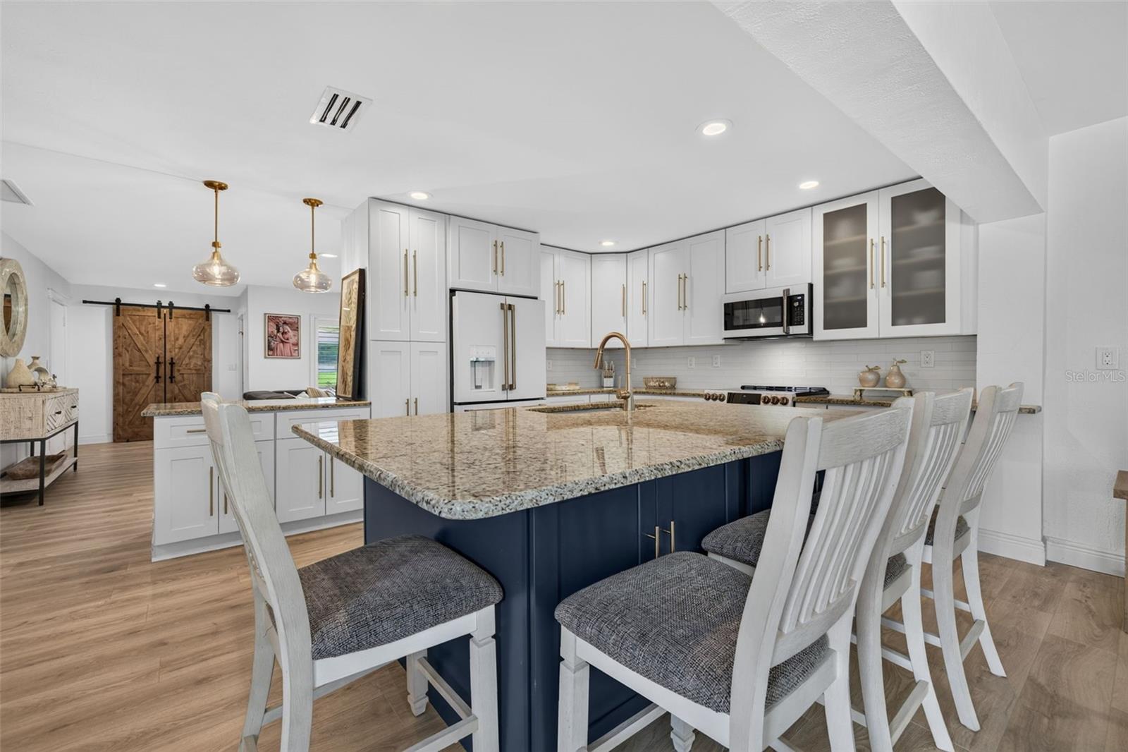 491 79th, St Petersburg, FL 33702