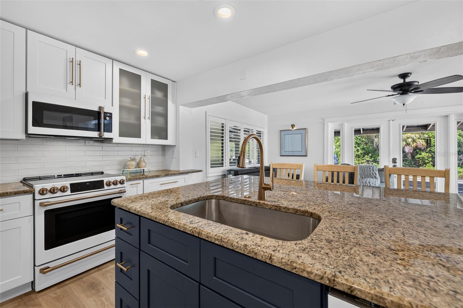 491 79th, St Petersburg, FL 33702