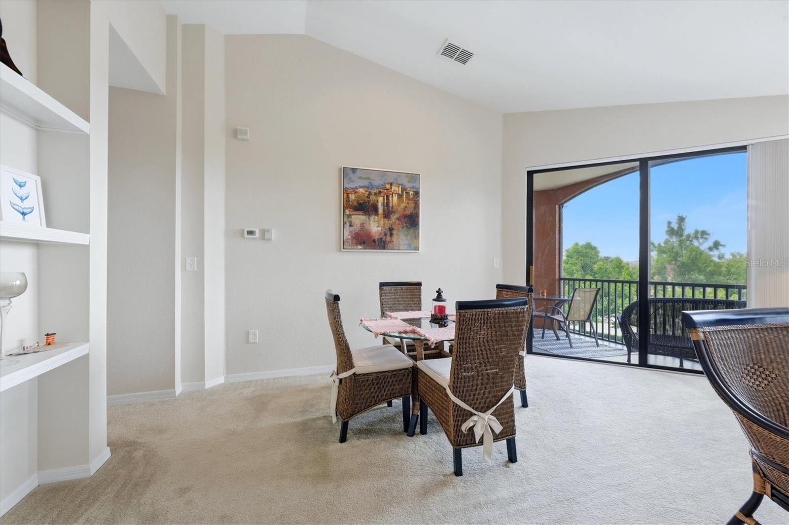 8325 38th Street Unit 307, Sarasota, FL 34243