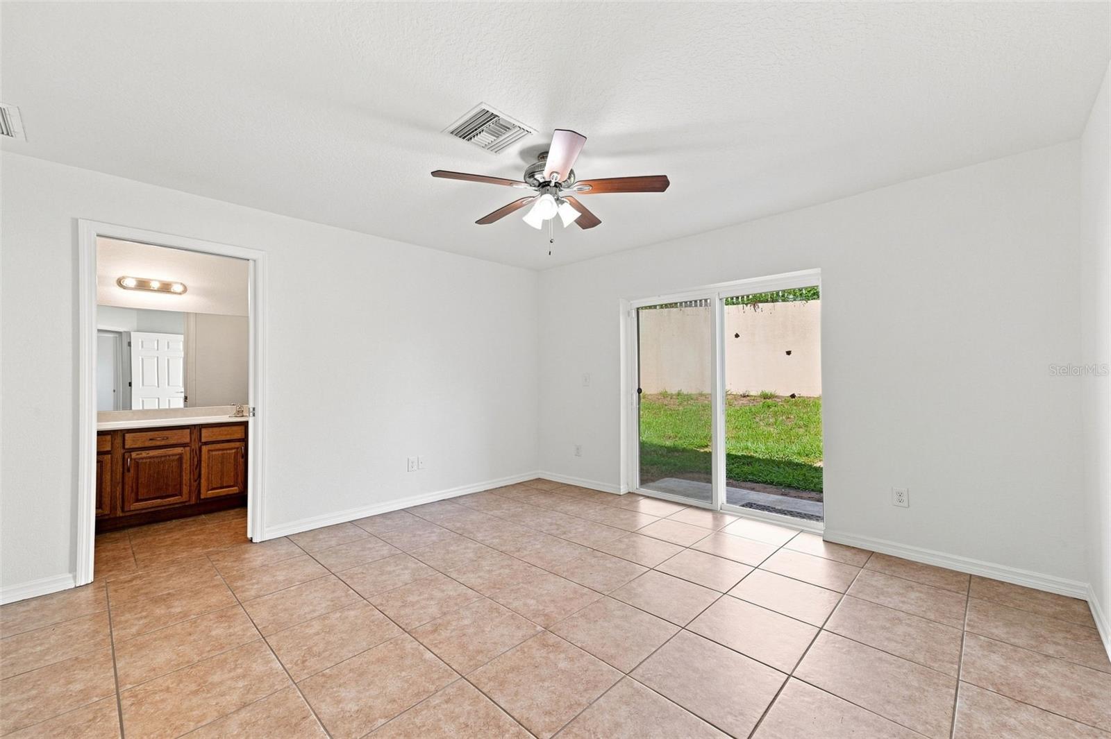 37150 Highland Bluff, Dade City, FL 33523