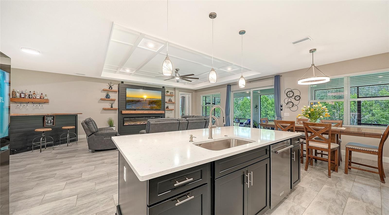 469 Baneberry, Nokomis, FL 34275