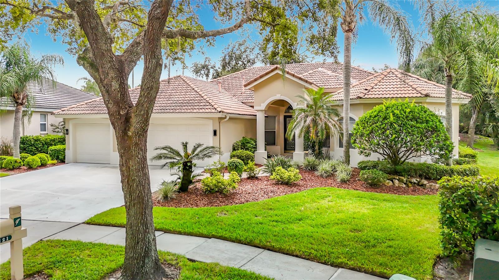 10221 Garden Alcove, Tampa, FL 33647
