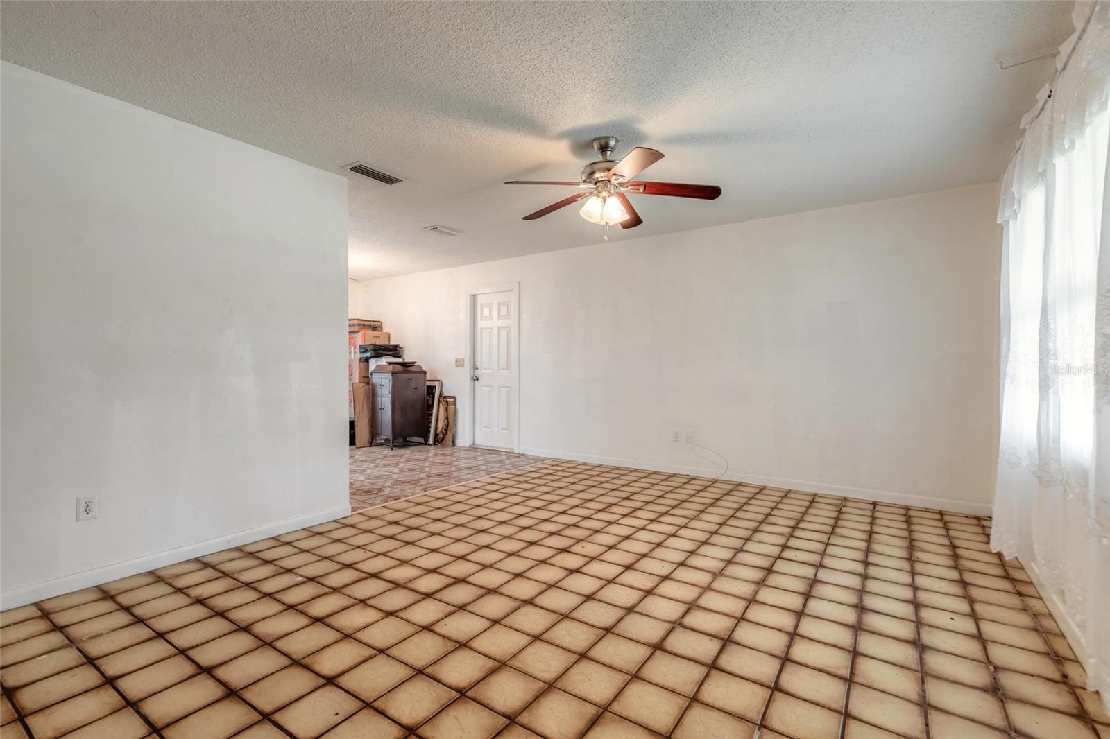 2629 Umbrella Tree, Edgewater, FL 32141