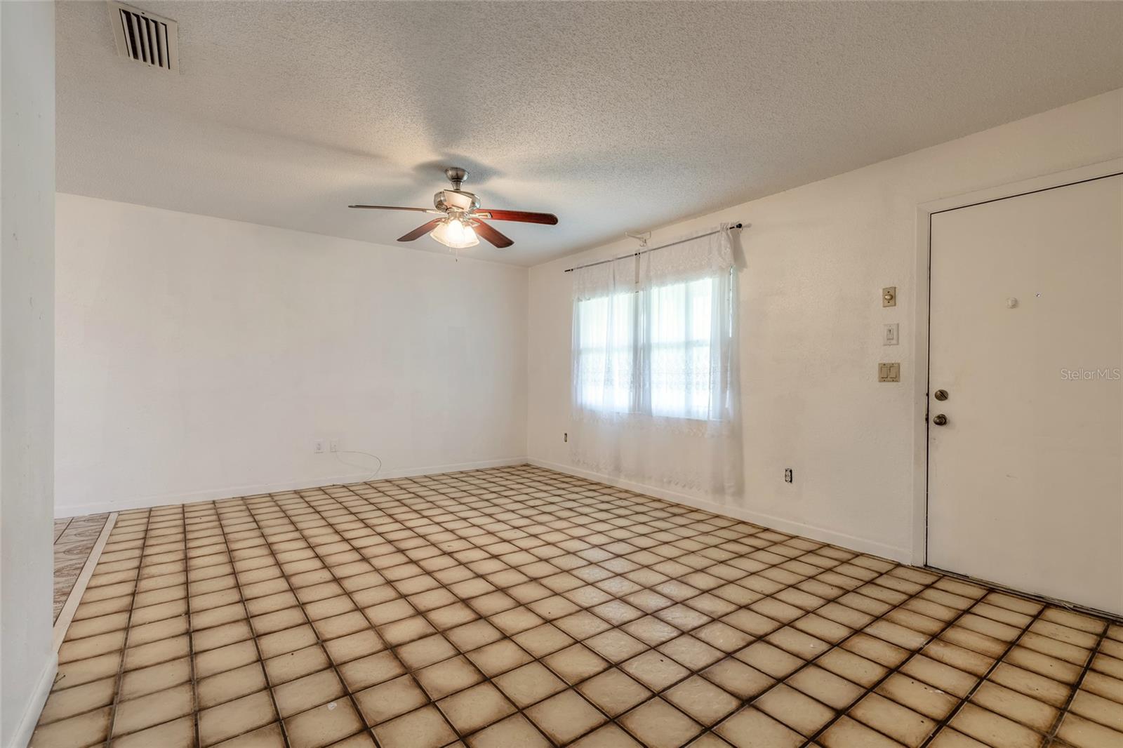 2629 Umbrella Tree, Edgewater, FL 32141
