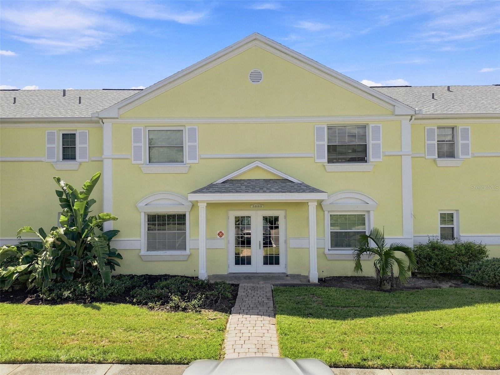 3889 Pompano Unit A, St Petersburg, FL 33705