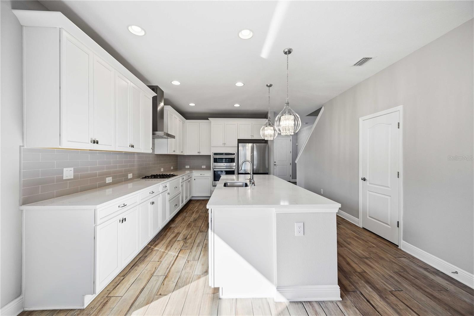 4745 Antrim, Sarasota, FL 34240