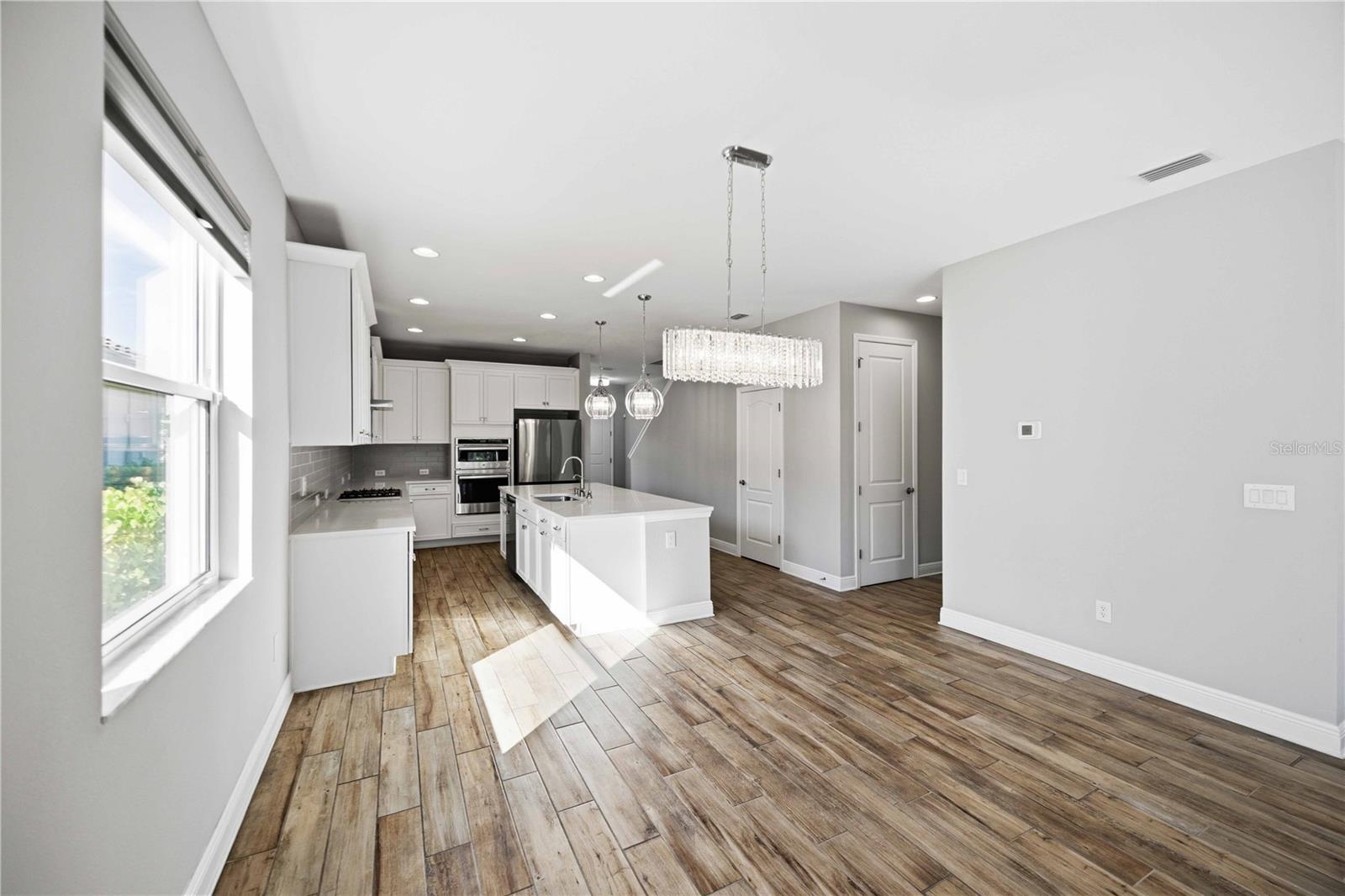 4745 Antrim, Sarasota, FL 34240