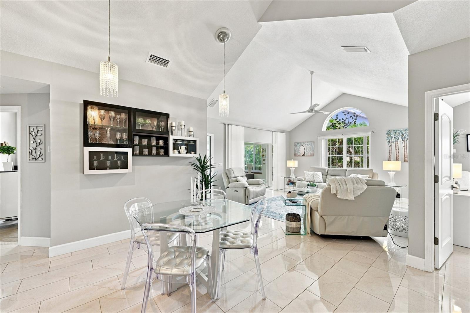 1131 Golfview Woods, Ruskin, FL 33573
