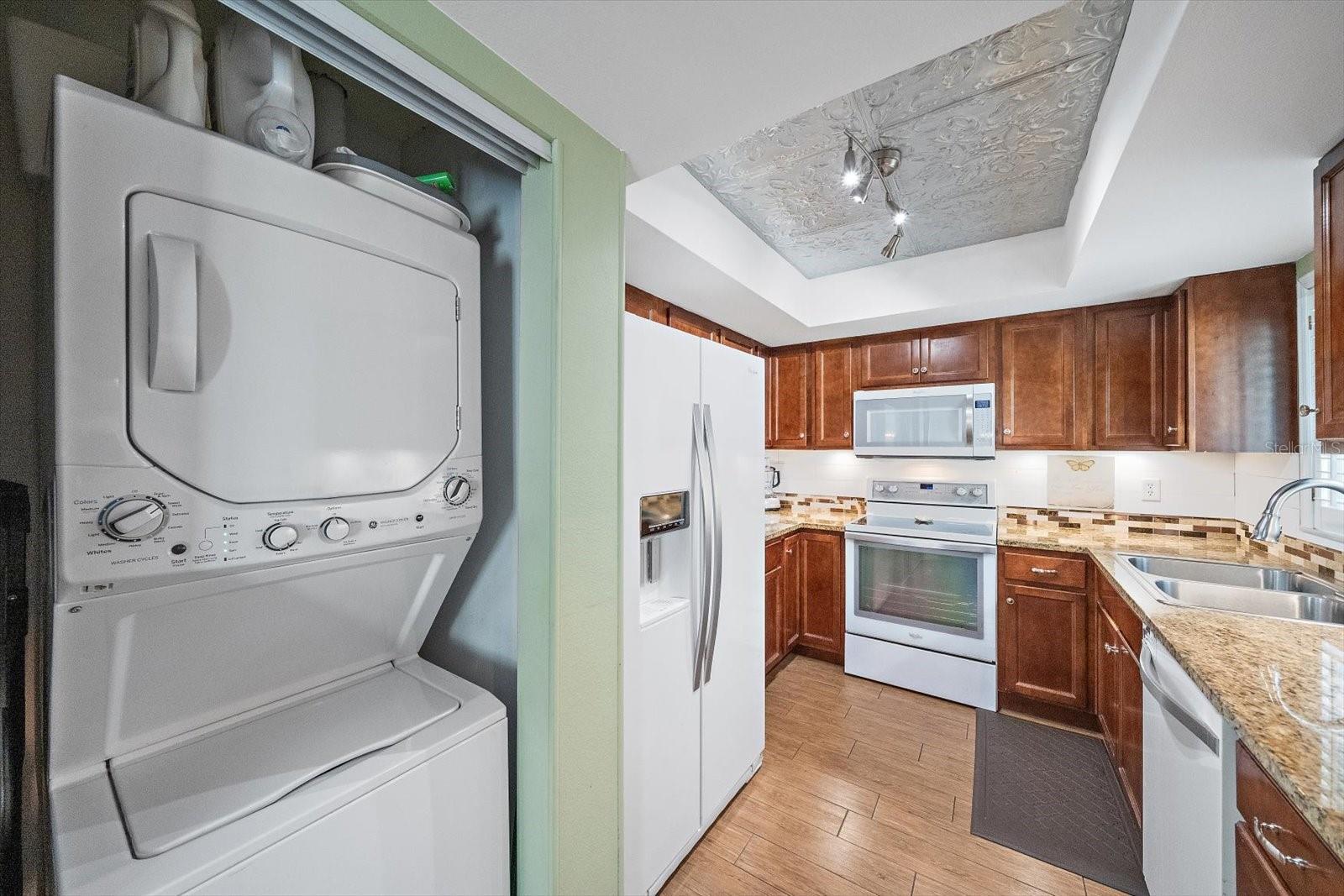 1205 56th, Bradenton, FL 34209
