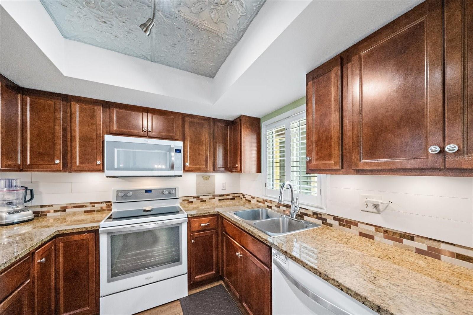 1205 56th, Bradenton, FL 34209