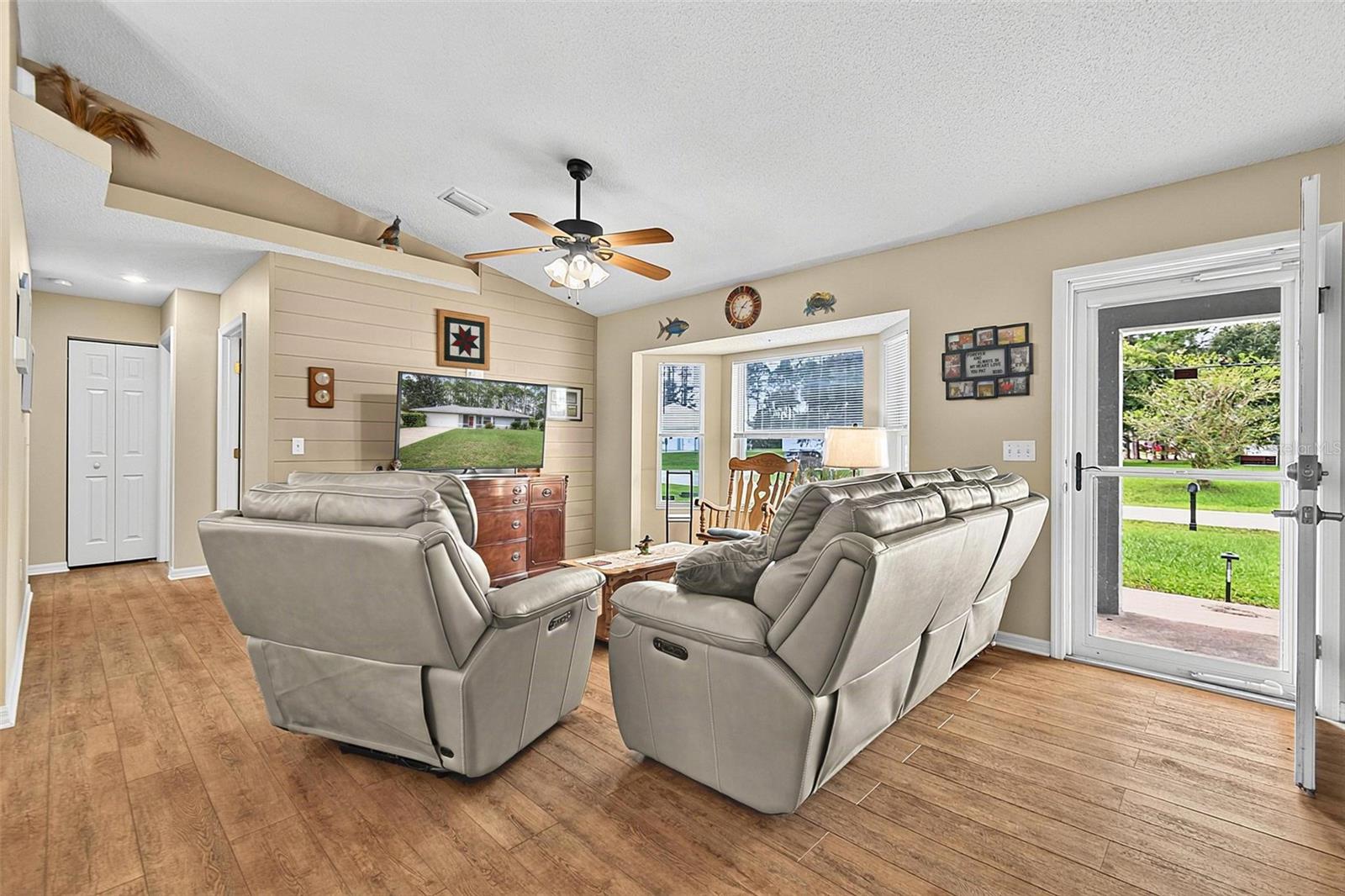 98 Smith, Palm Coast, FL 32164