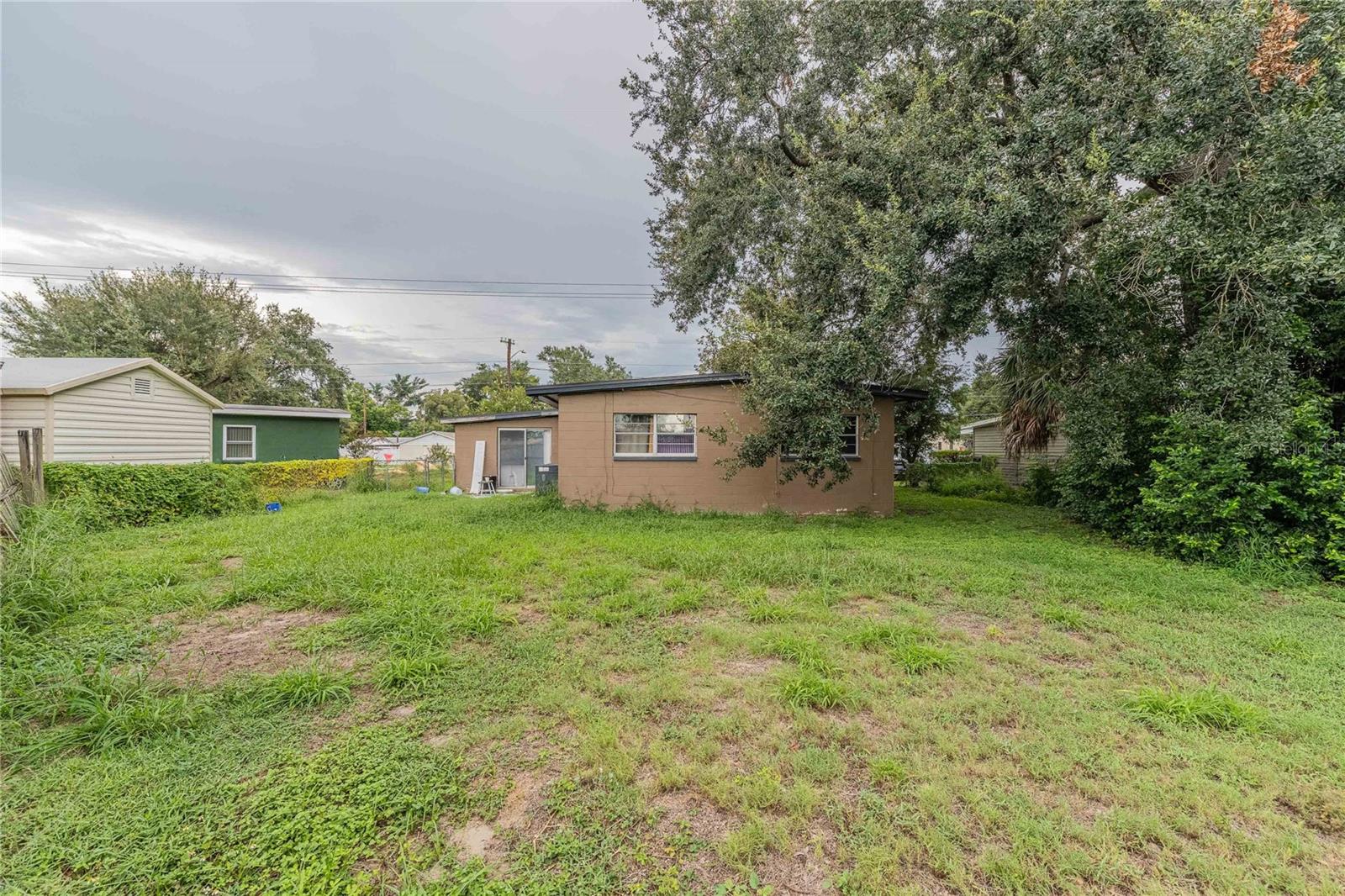 2021 Crystal Lake, Lakeland, FL 33801