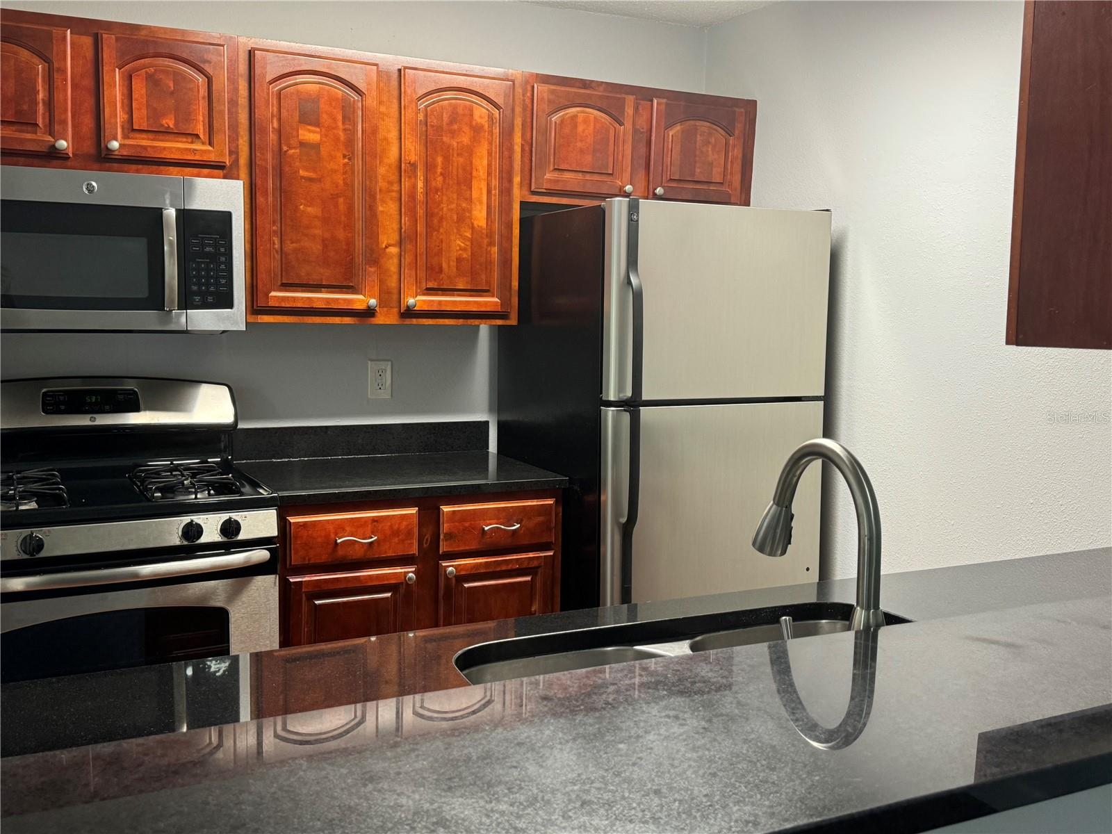 2053 Dixie Belle Unit 2053h, Orlando, FL 32812