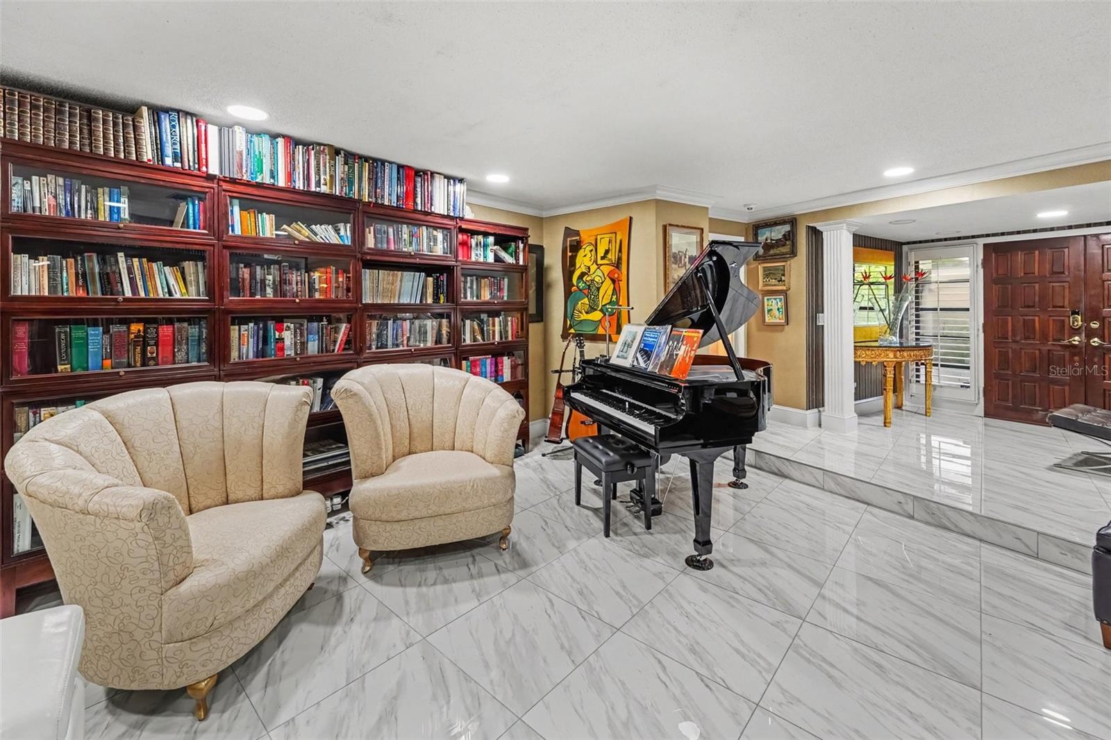 2300 Kent, Largo, FL 33774