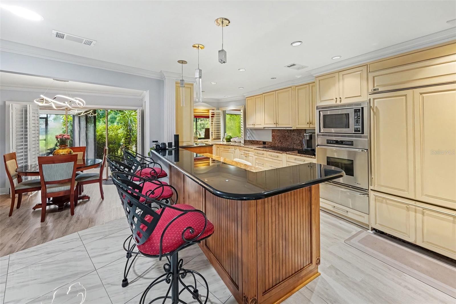 2300 Kent, Largo, FL 33774