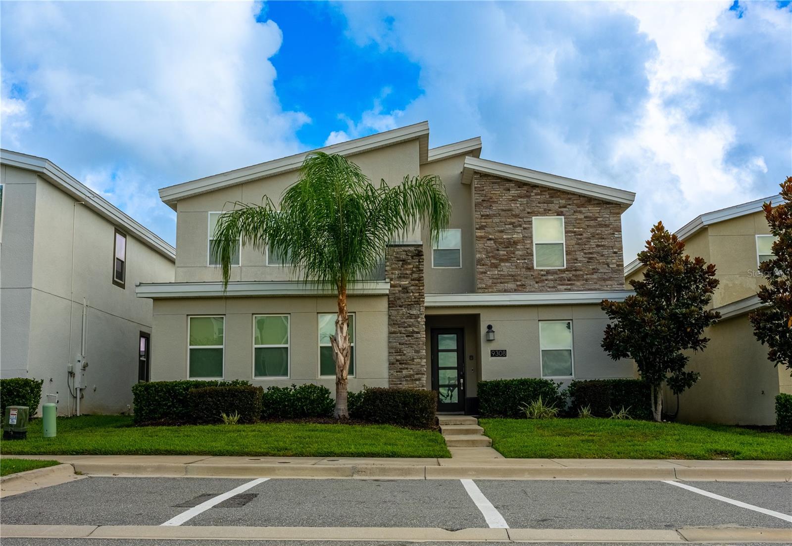 9308 Sommerset Hills, Davenport, FL 33896