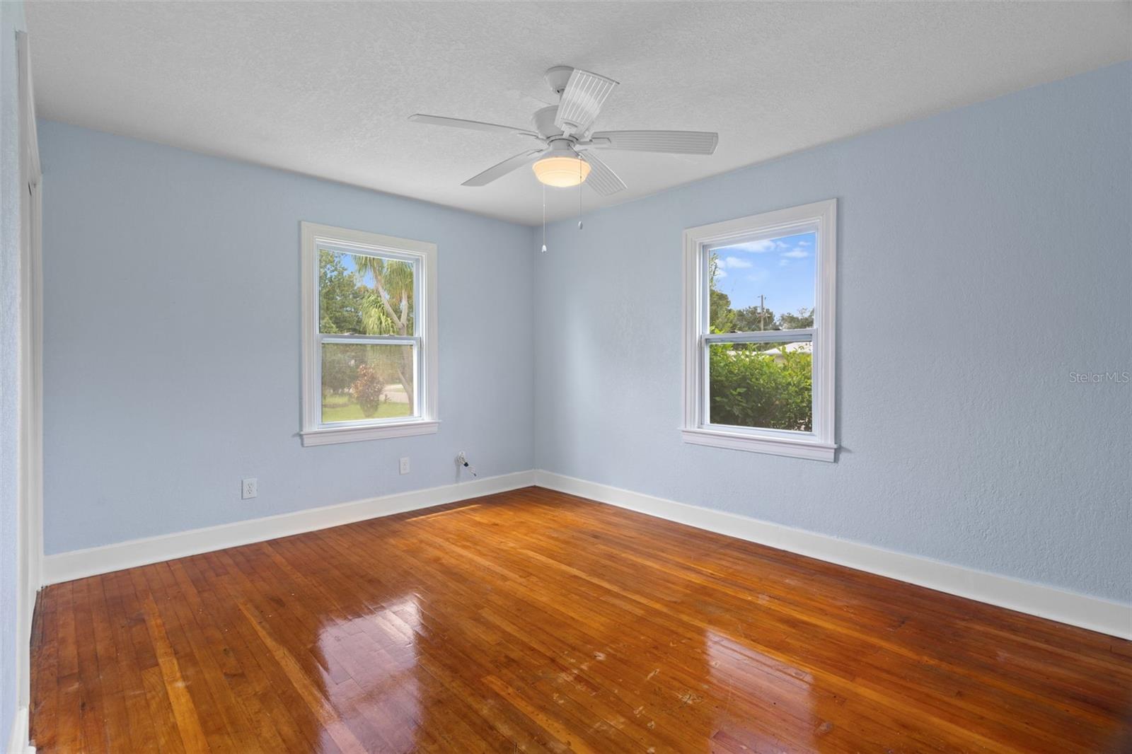 5300 39, St Petersburg, FL 33709