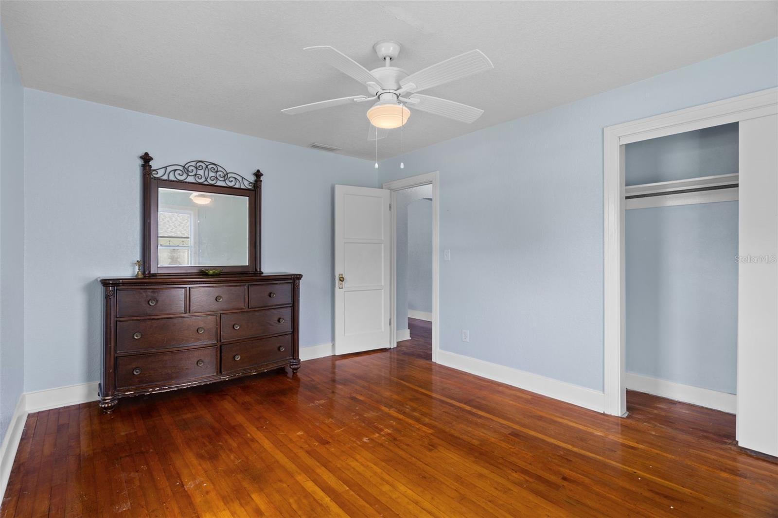 5300 39, St Petersburg, FL 33709