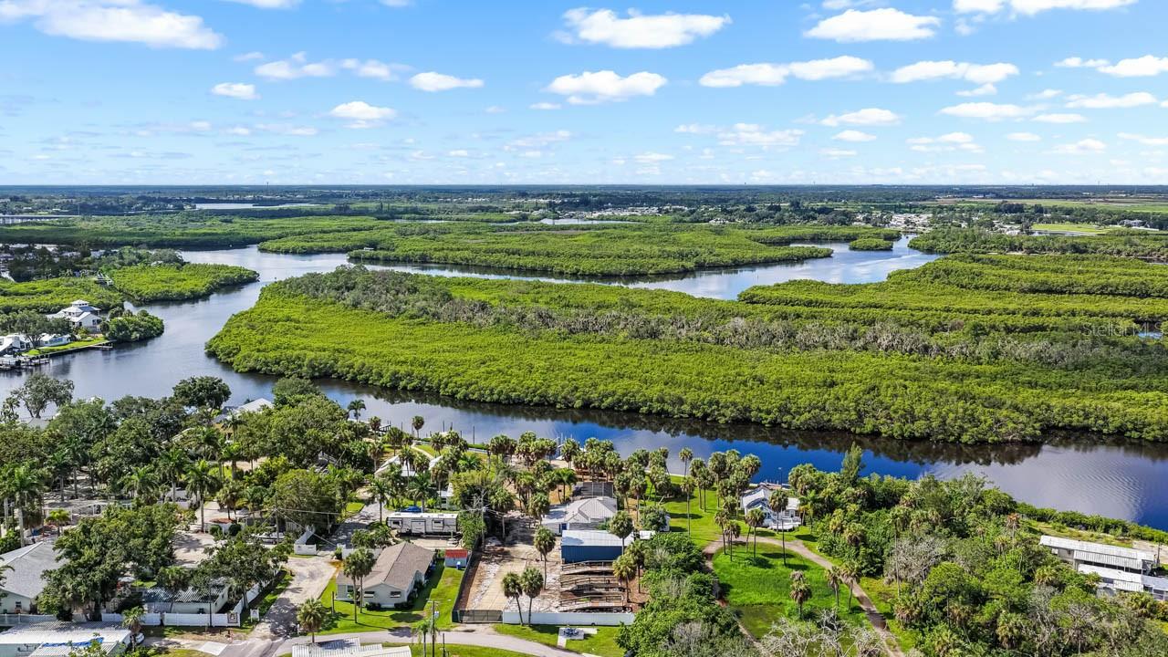 102 Trouve, Ruskin, FL 33570