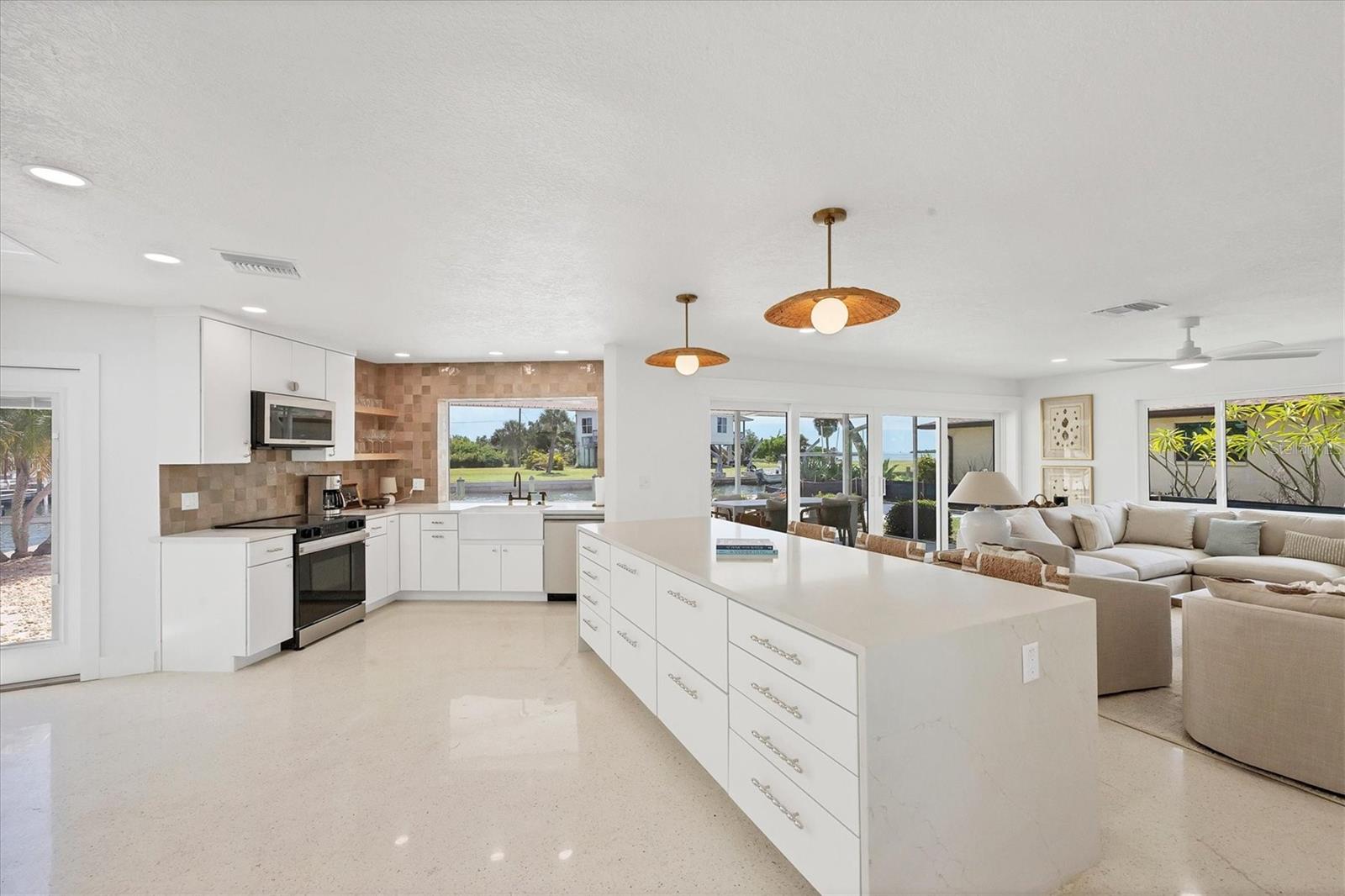 1915 Pennsylvania, Englewood, FL 34224