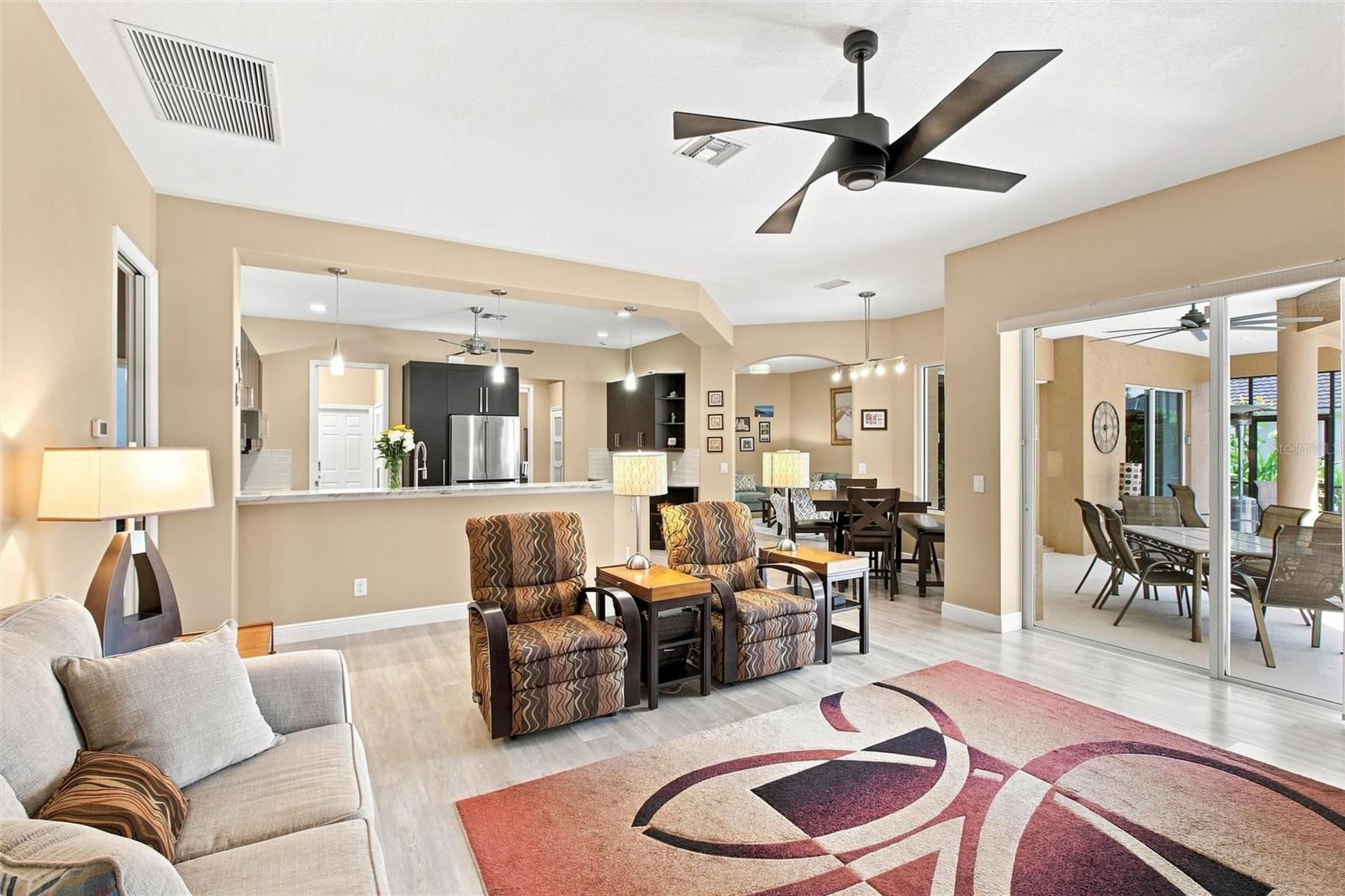616 Country Meadows, Bradenton, FL 34212