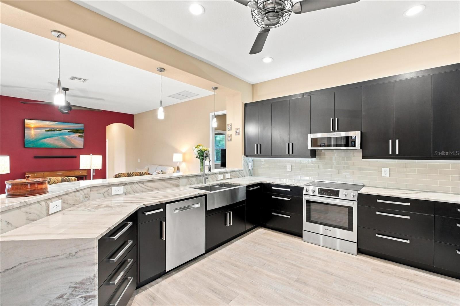 616 Country Meadows, Bradenton, FL 34212