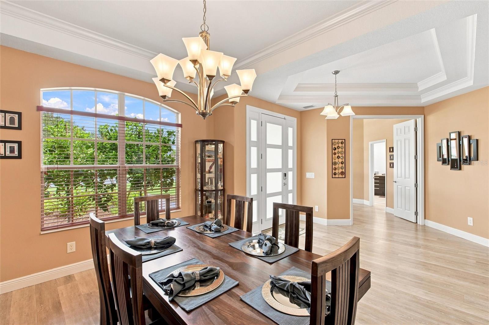 616 Country Meadows, Bradenton, FL 34212