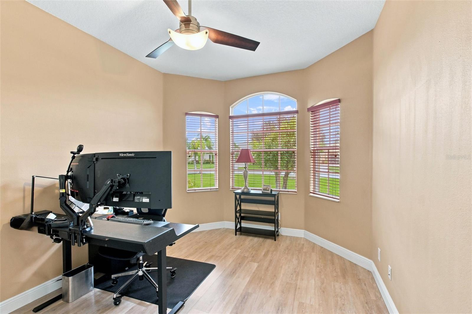 616 Country Meadows, Bradenton, FL 34212
