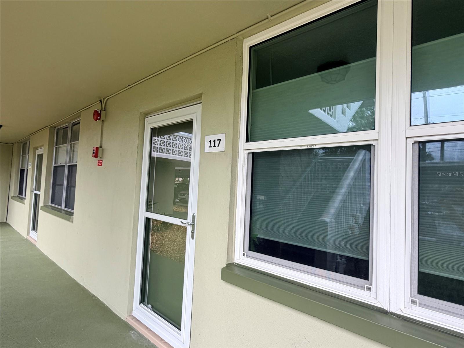 4885 1st Unit 117, St Petersburg, FL 33703