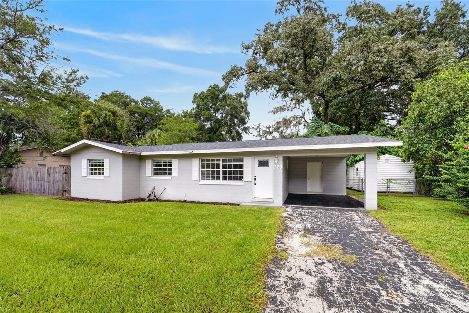 729 26th, Ocala, FL 34471