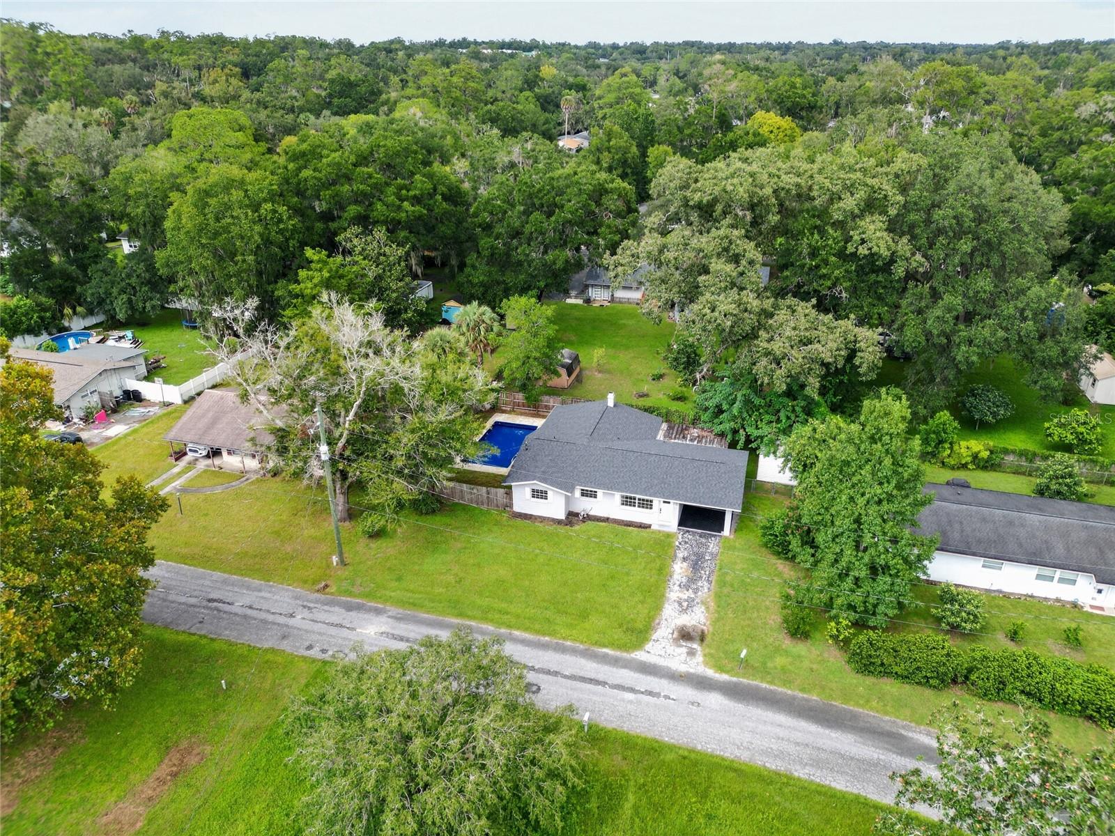 729 26th, Ocala, FL 34471