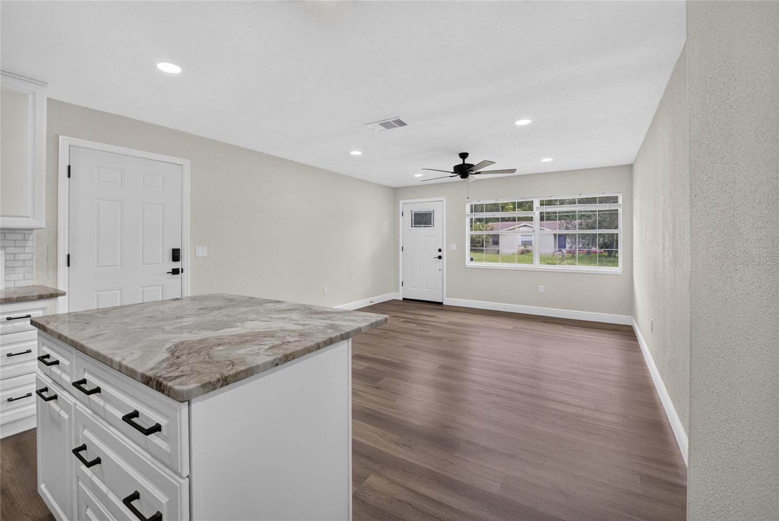 729 26th, Ocala, FL 34471