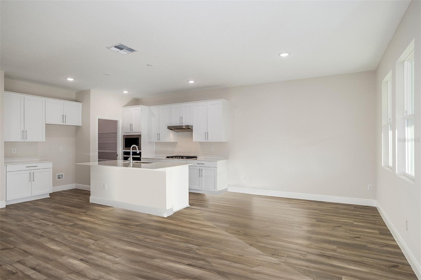 33527 Twilight Sea, Dade City, FL 33525