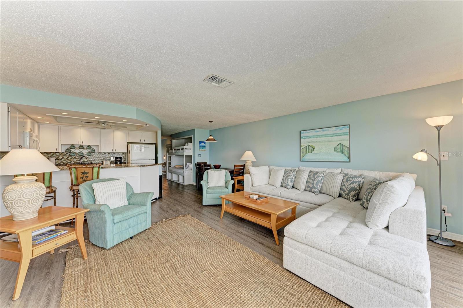 600 Manatee Unit 226, Holmes Beach, FL 34217