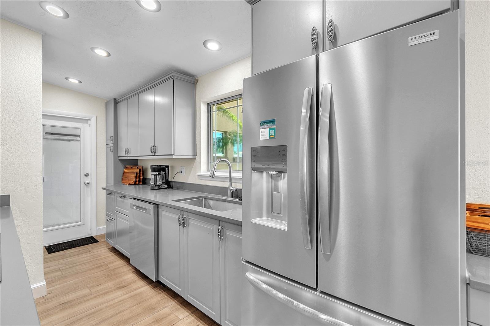 340 81st, St Pete Beach, FL 33706