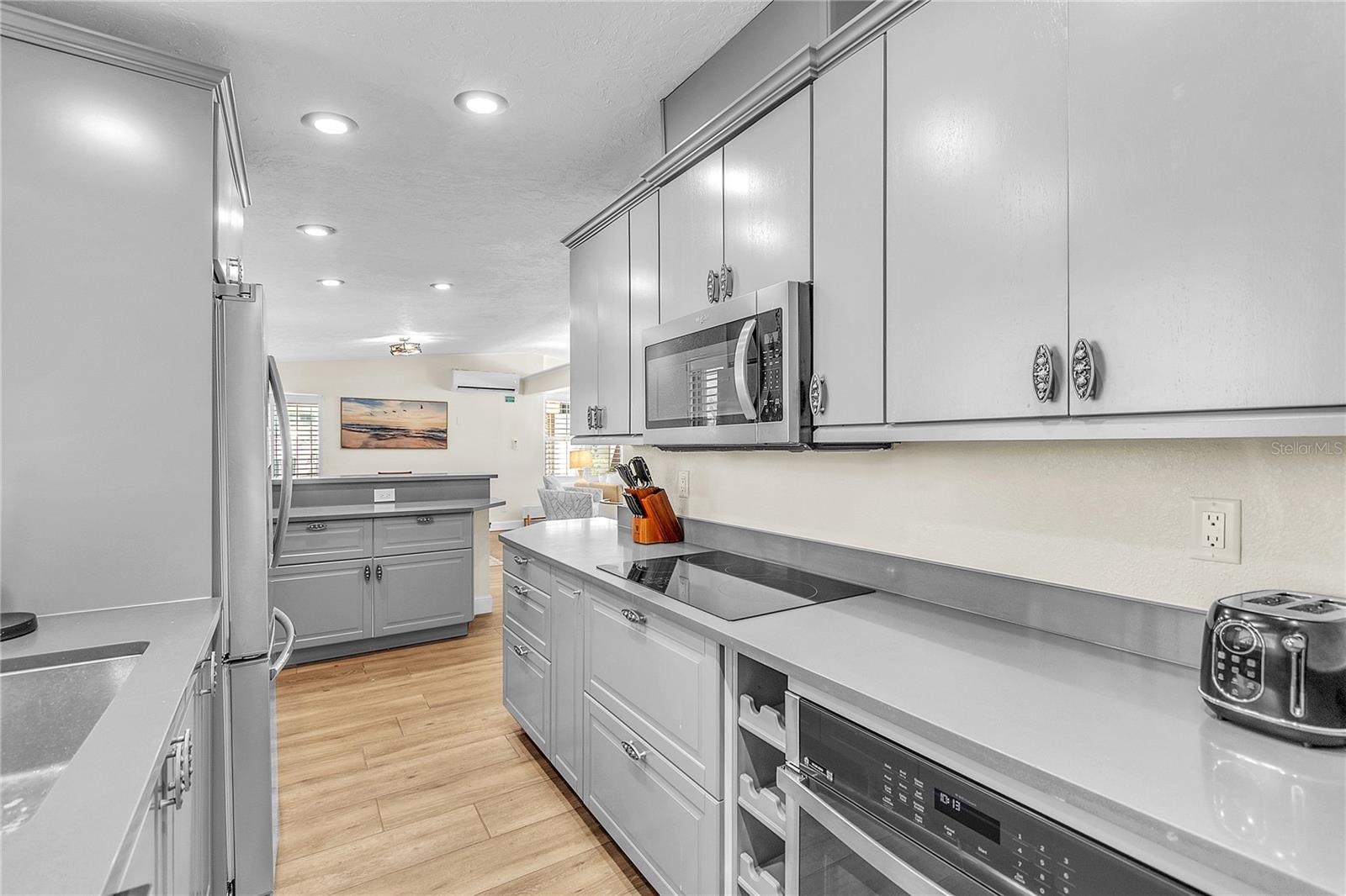 340 81st, St Pete Beach, FL 33706