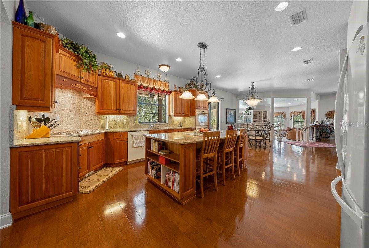 820 36th, Ocala, FL 34471