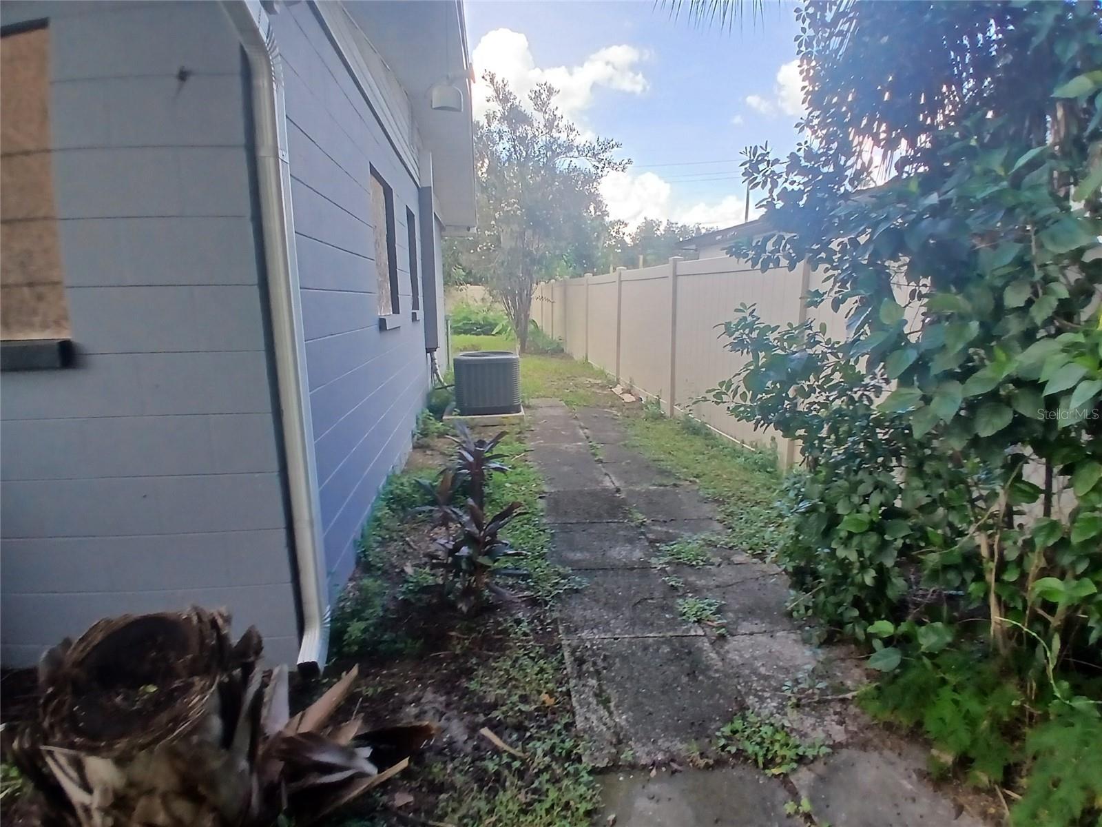 1818 Heather, Tampa, FL 33612