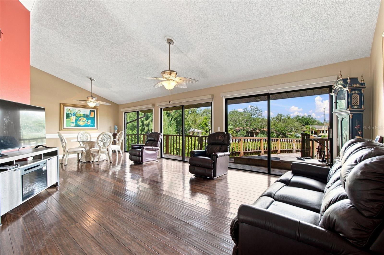 5 Venetian, Tarpon Springs, FL 34689