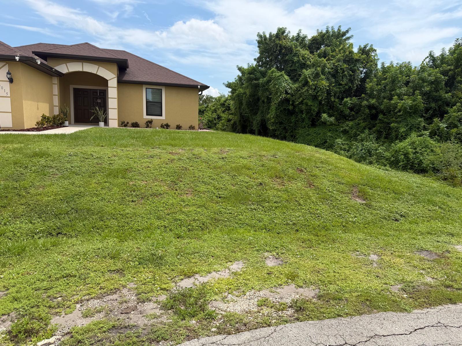 3015 12th, Lehigh Acres, FL 33976