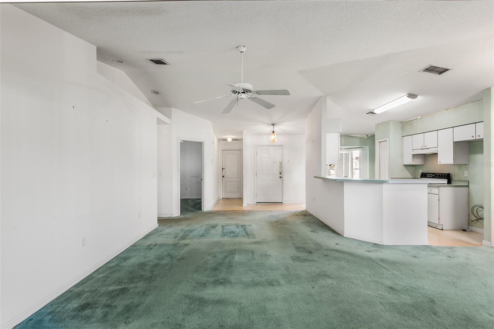 596 Sweetwater, Haines City, FL 33844