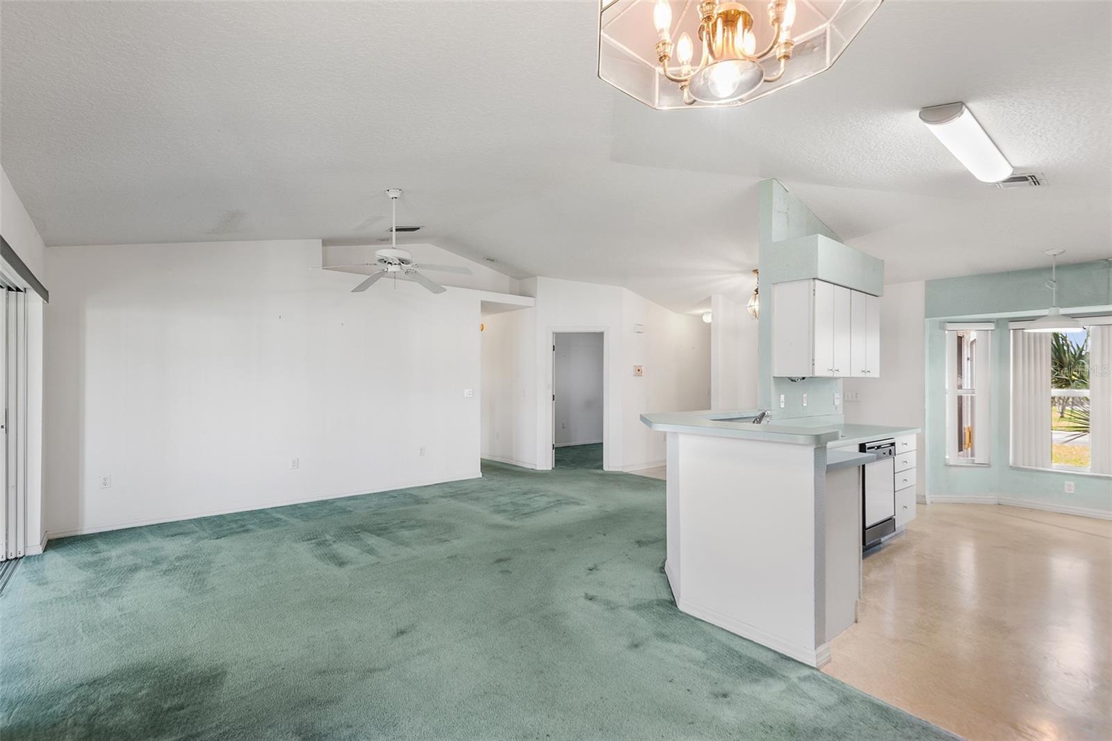 596 Sweetwater, Haines City, FL 33844