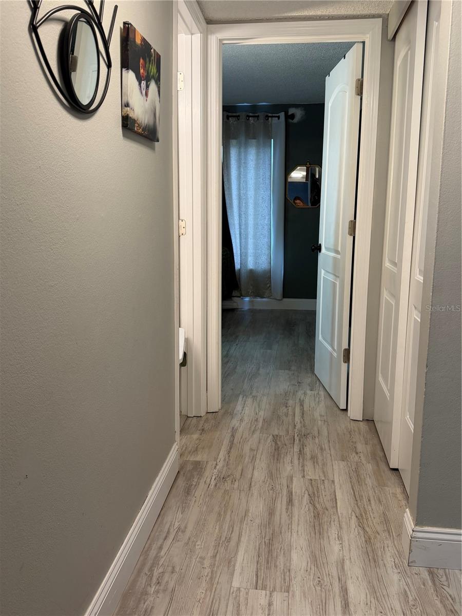 2617 Pine Lake Unit B, Sarasota, FL 34237