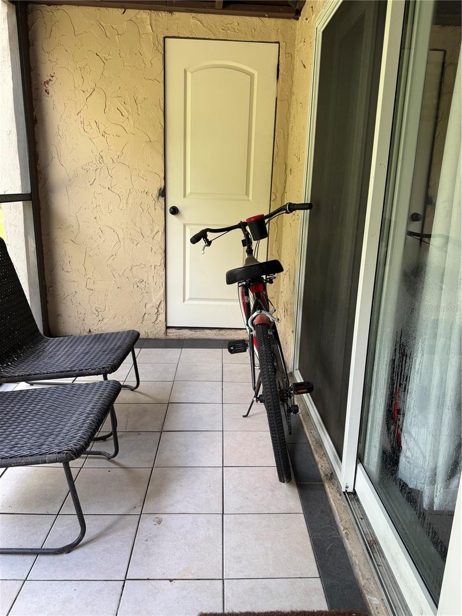 2617 Pine Lake Unit B, Sarasota, FL 34237