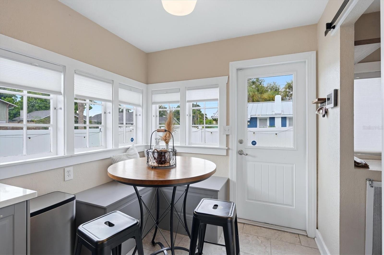 2363 4th, St Petersburg, FL 33713