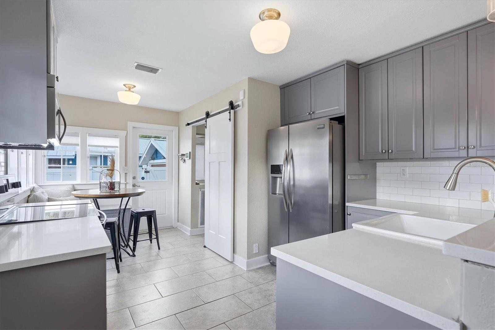 2363 4th, St Petersburg, FL 33713