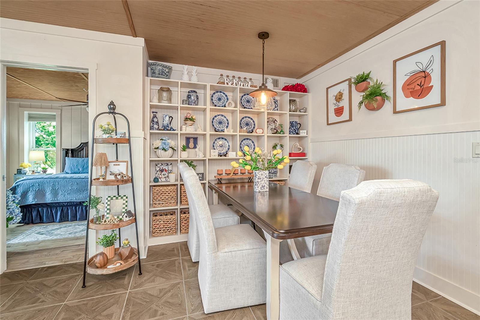 5220 Brittany Unit 201, St Petersburg, FL 33715