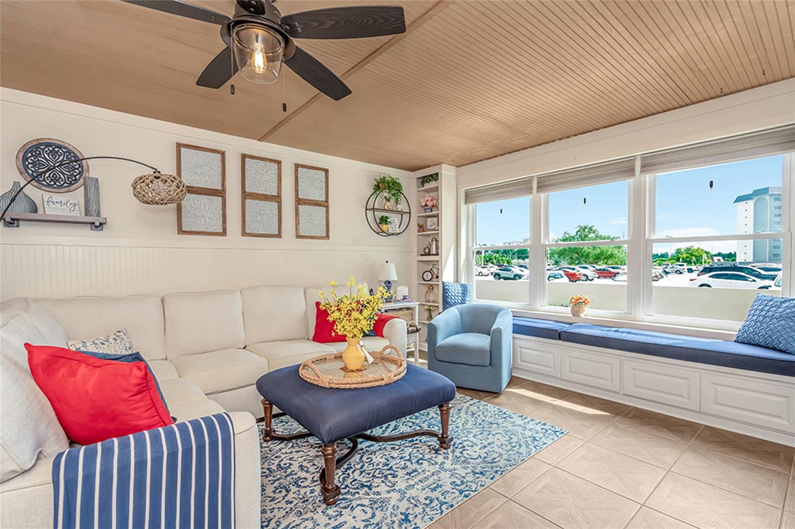 5220 Brittany Unit 201, St Petersburg, FL 33715
